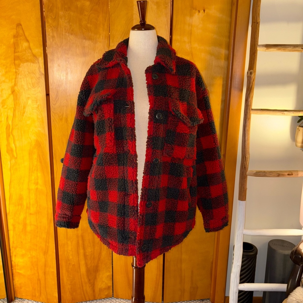 American Eagle Red and Black Plaid Sherpa Jacket